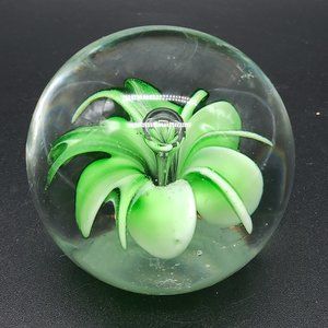 Dynasty Collection Heirloom Collectible Small Green Flower Art Glass Paperweight